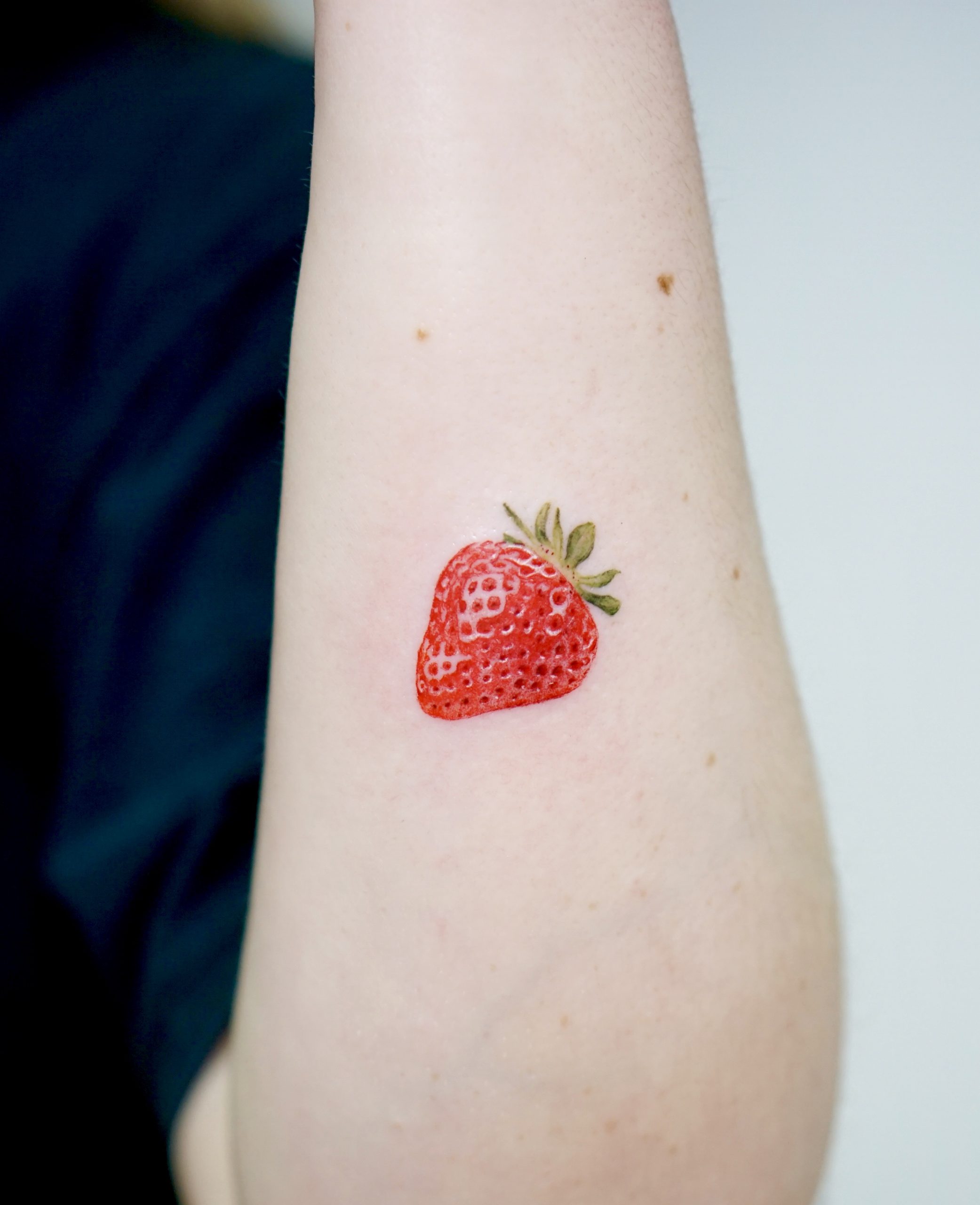 121 Minimalist Tattoo Ideas For FirstTimers  Bored Panda