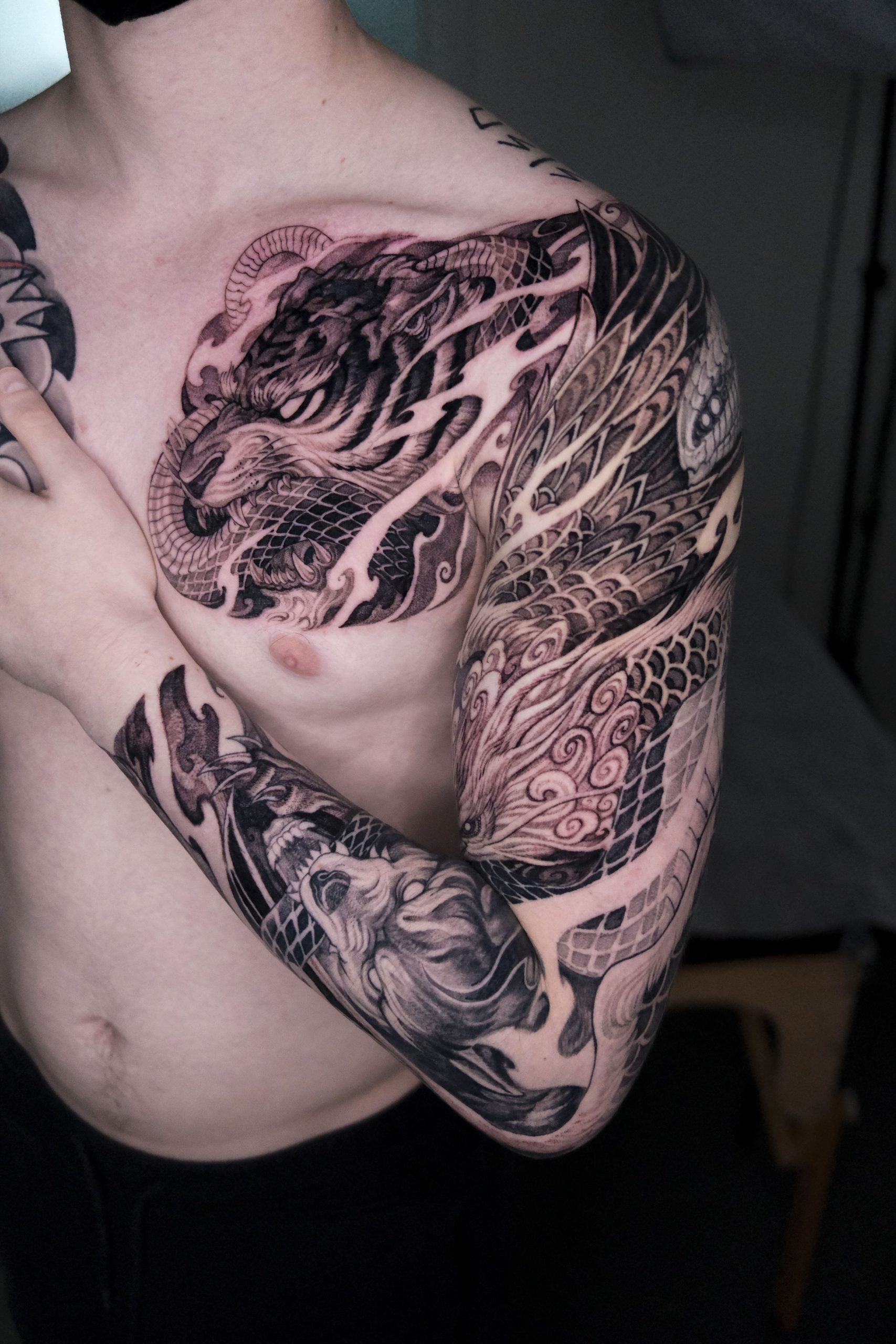 Tattoo artist - Wikipedia