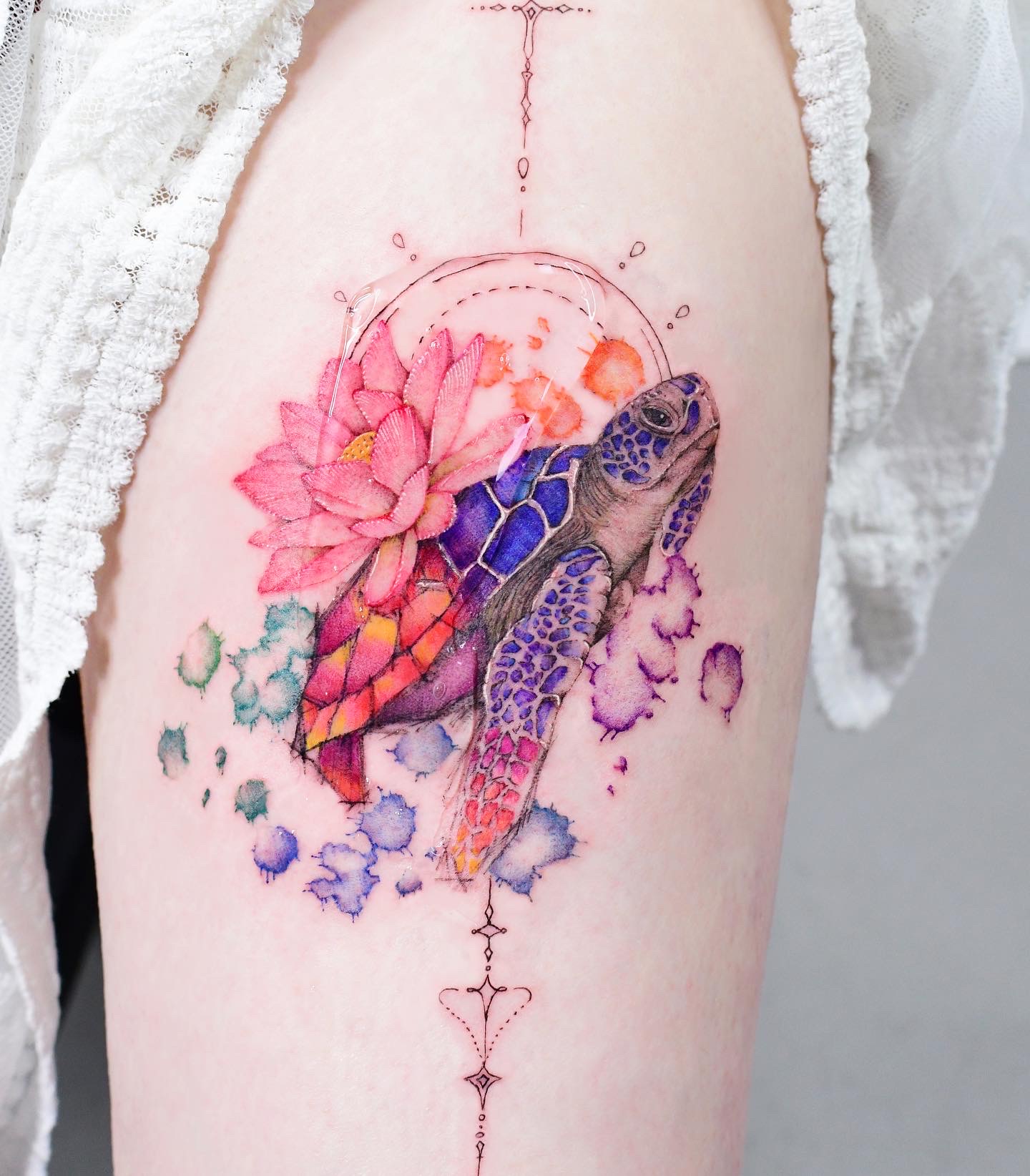 This Artist Gives People Colorful And Bright Animal Tattoos (80 Pics)  Sleeve Tattoos, Body Art Tattoos, Tattoos | Animal Whale Ocean Tattoo  Hoodie Men's -Image By Shutterstock 