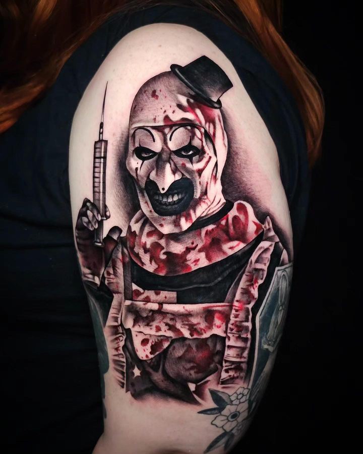 20 Creeptastic Horror Movie Tattoos - horror, tattoos, art, tats, rated r,  movies, scary, halloween - Oddee